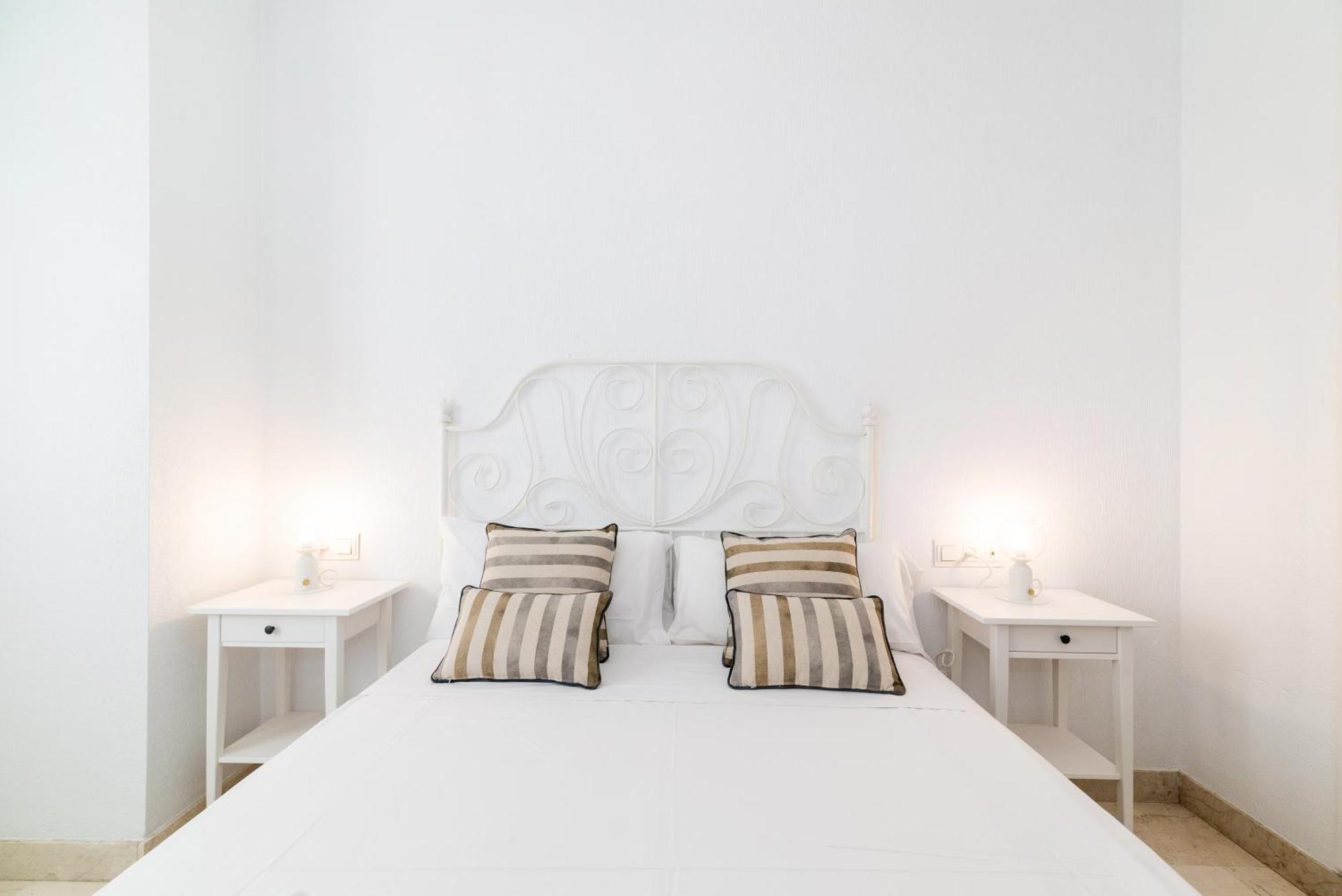 Apartamento Centro กรานาดา ภายนอก รูปภาพ