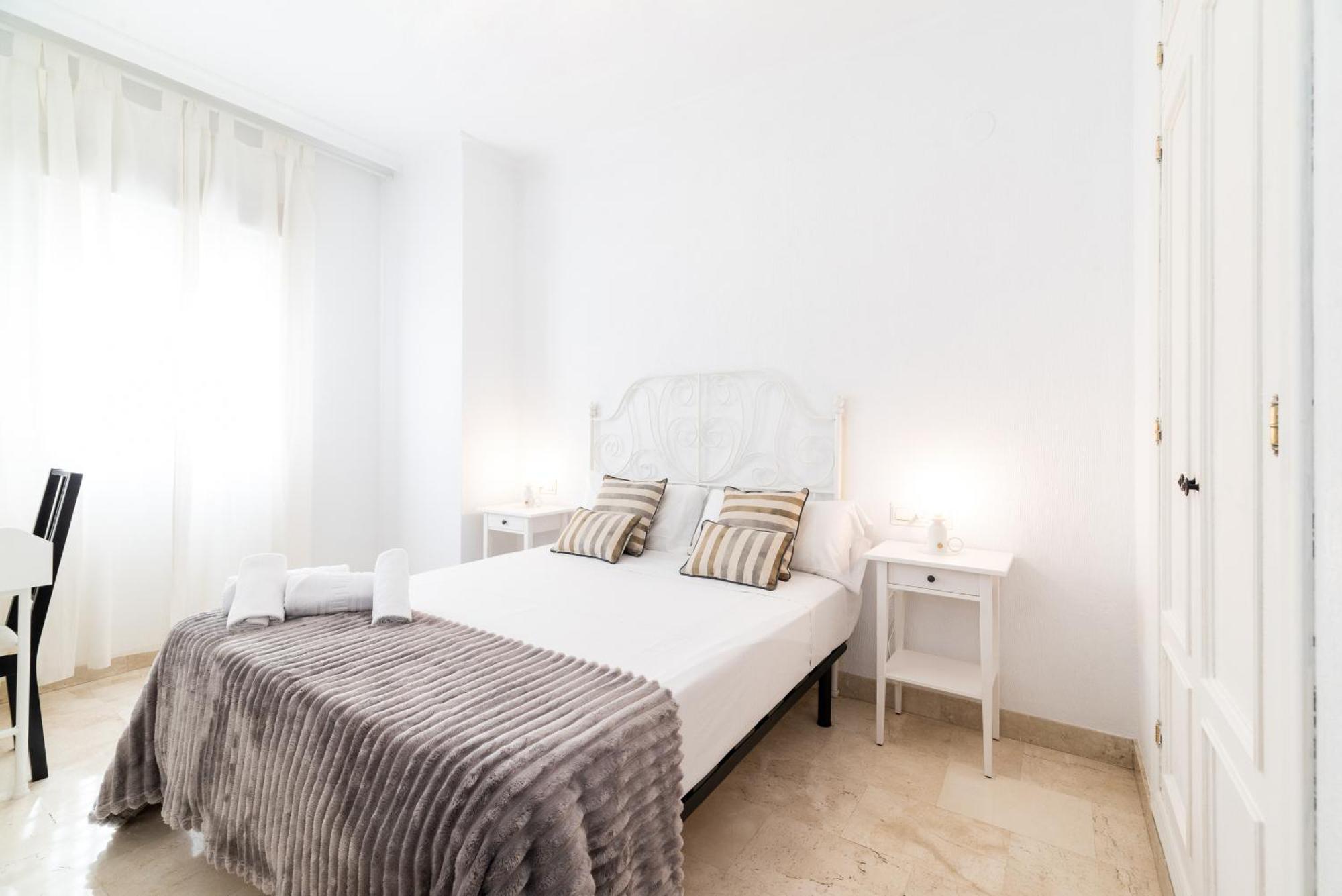 Apartamento Centro กรานาดา ภายนอก รูปภาพ